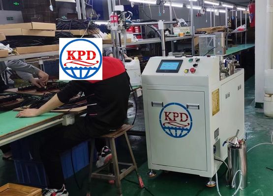 Ab Máquina de distribuição de resina epoxi para sensores eletrônicos de precisão