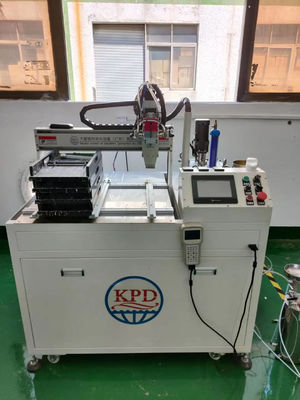 Máquina de preenchimento de transformadores