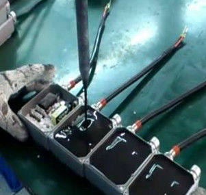 Peças eletrônicas 3 eixos robótica AB cola Potting Gantry Cinturão transportador Linha de produção