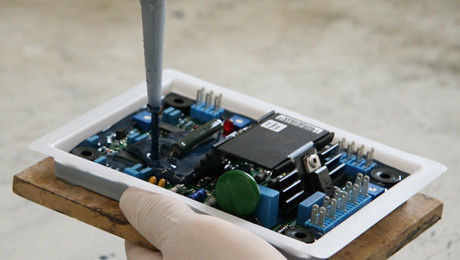 Máquina de mistura e colocação de colagem automática de distribuição de PCB para ignição eletrônica